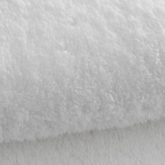 Root Maintenance Package (6 Visits) at Bold & Beauty Hair Salon in Livonia, MI